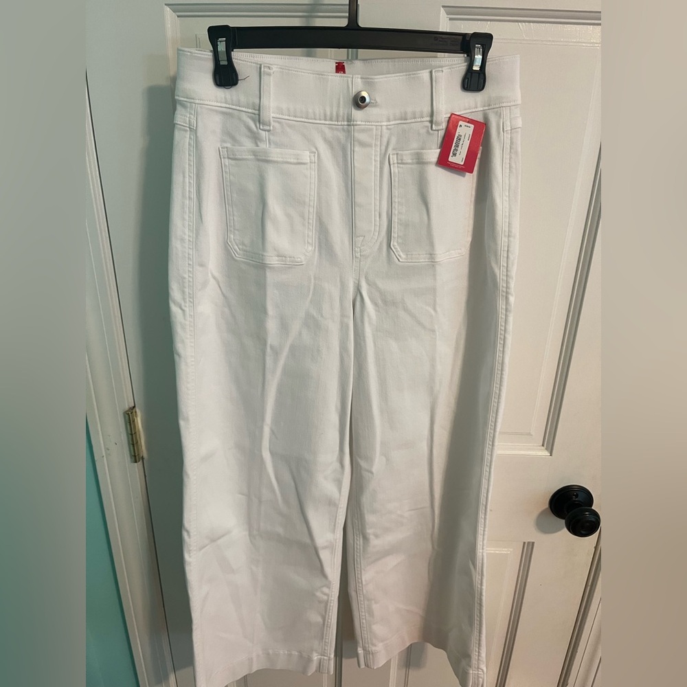 SPANXshape EveryWear Cropped Wide Leg Jeans With Patch Pockets NWT